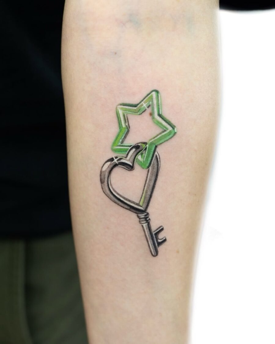Stylish key tattoo with star and heart design Tattoo Design
