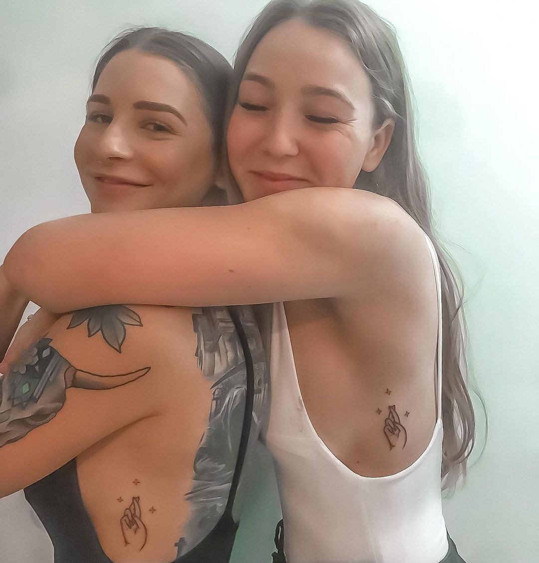Dainty Fingers Crossed Matching Tattoos Tattoo Design