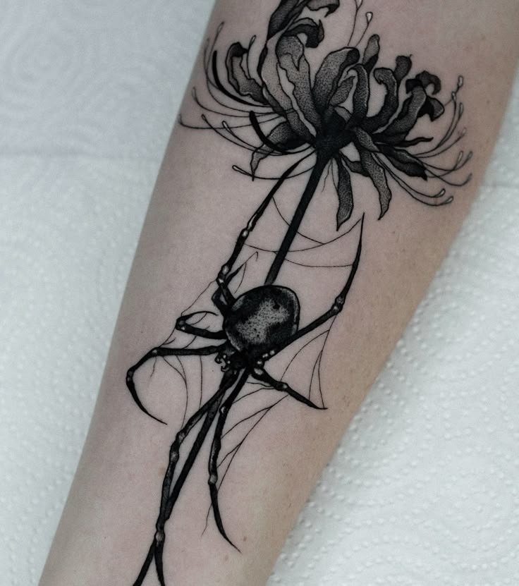 Black Widow & Bloom Tattoo Tattoo Design