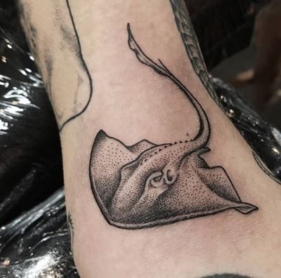 Minimal Dotwork Stingray Tattoo Design
