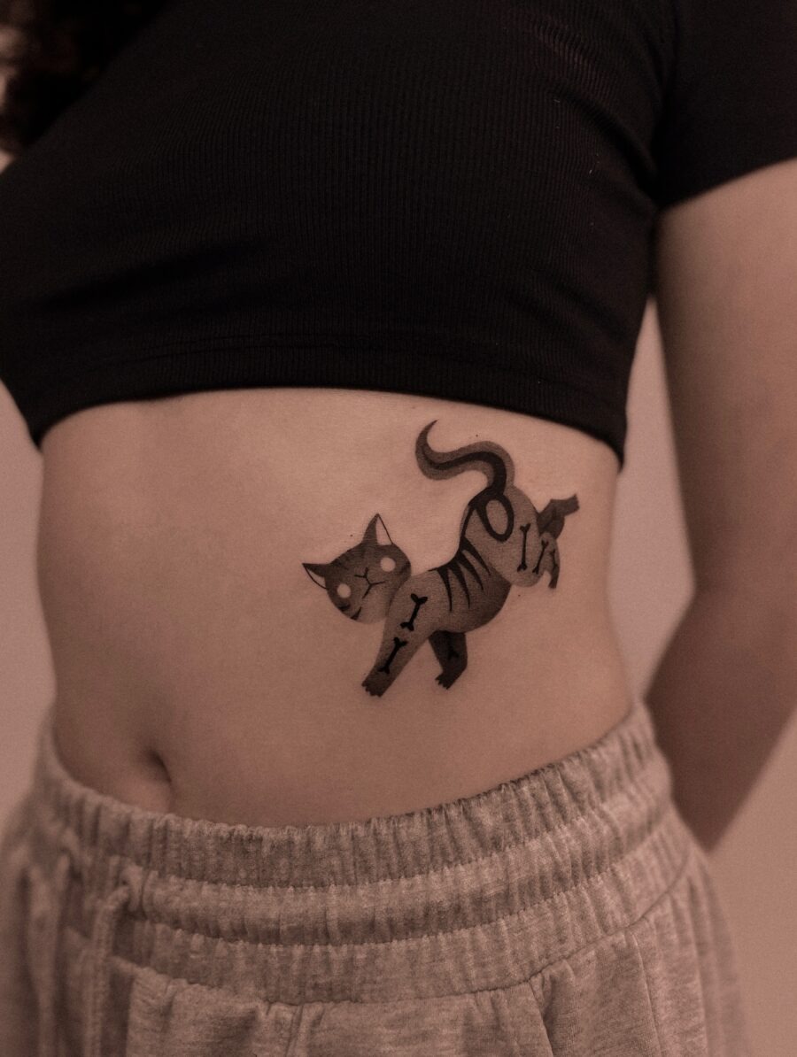 Stylish cat tattoo on the stomach Tattoo Design