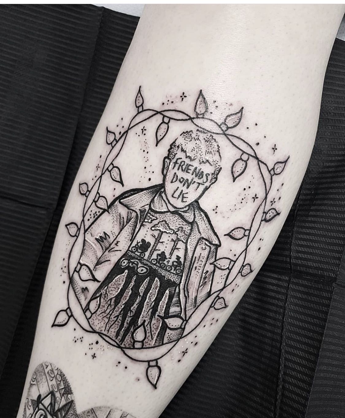 Friends Don’t Lie Frame Tattoo Tattoo Design