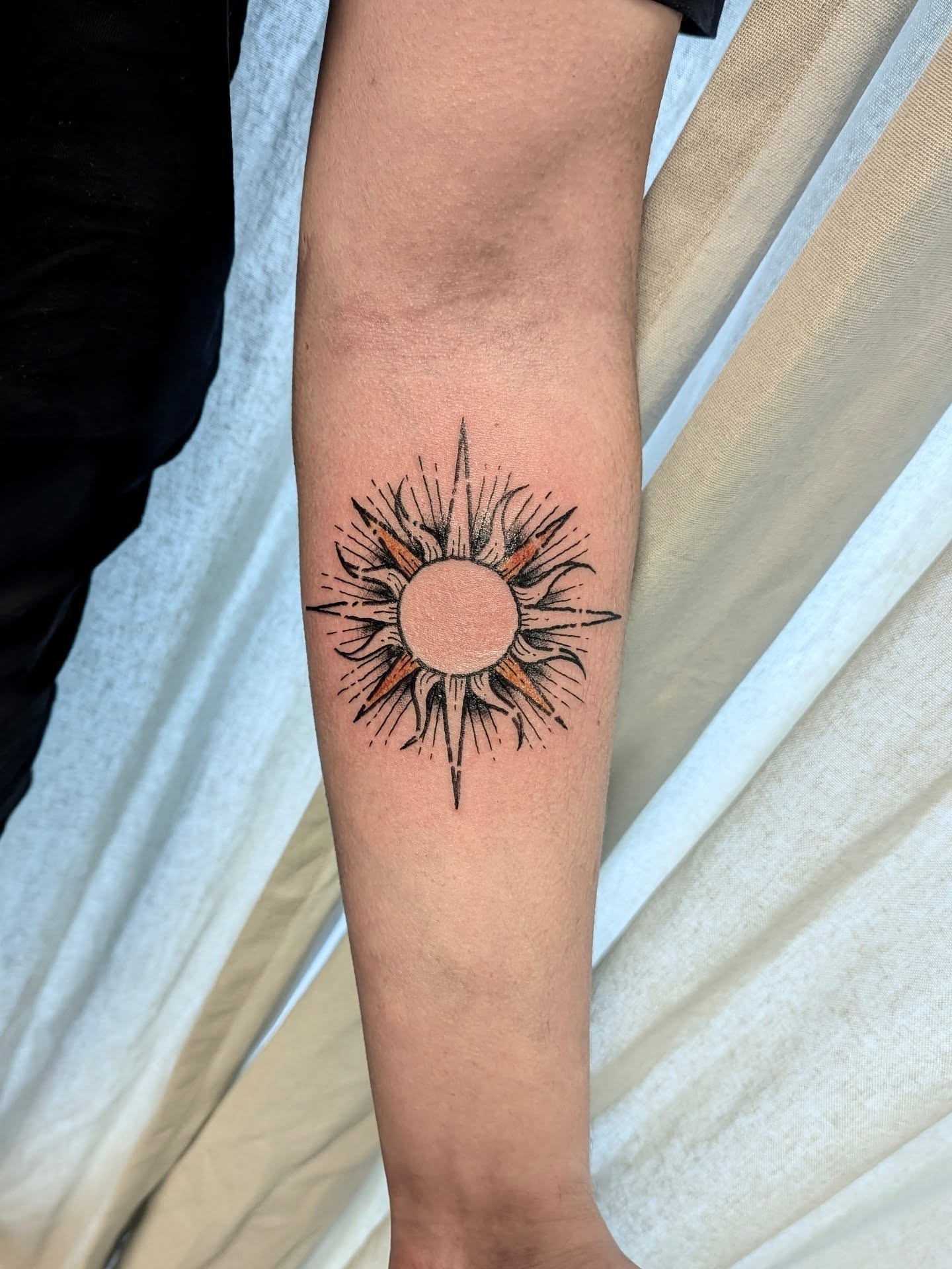 Compass Style Sun Tattoo Tattoo Design