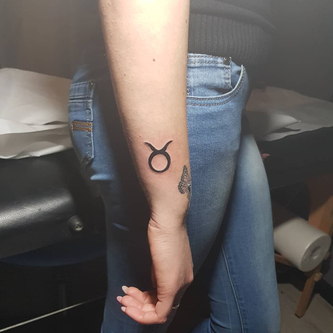 Stylish Taurus Tattoo Tattoo Design