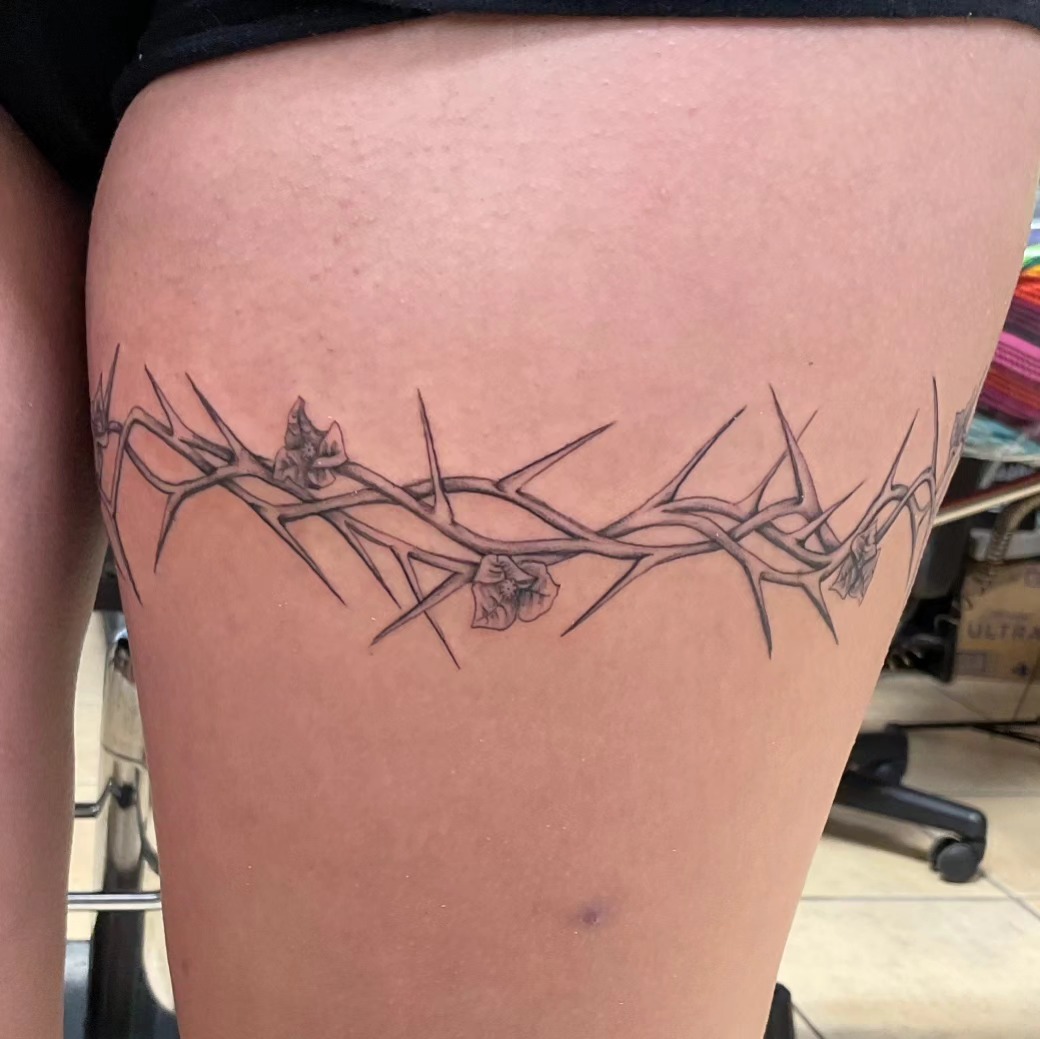 Flowering Thorn Vine Thigh Band Tattoo Tattoo Design