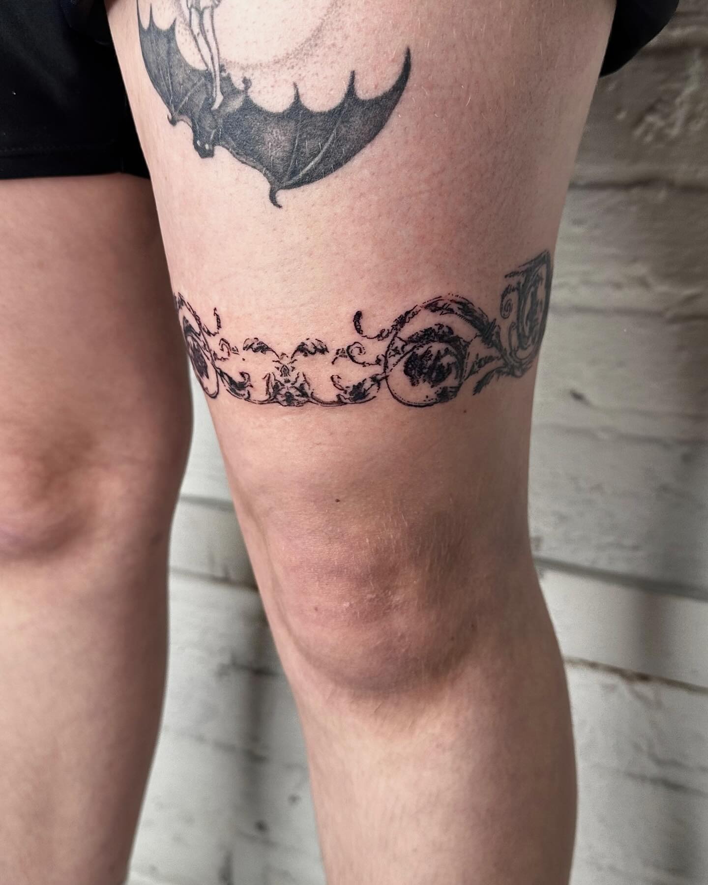 Ornamental Filigree Thigh Band Tattoo Tattoo Design