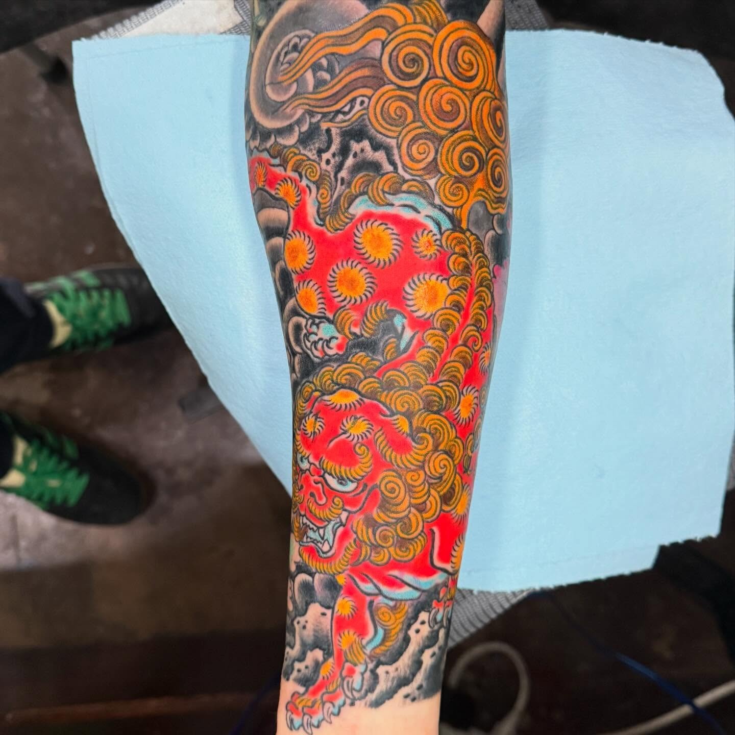 Red Karajishi and Spiral Cloud Traditional Japanese Tattoo Tattoo Design