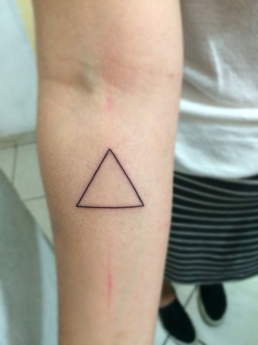 Minimal Fine Line Outline Tattoo Design