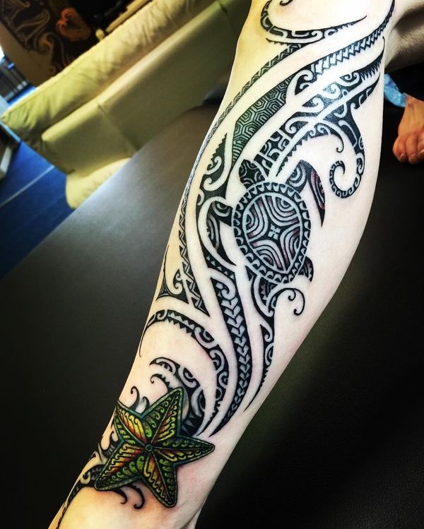 Patterned Sea Turtle with Starfish Tattoo Design