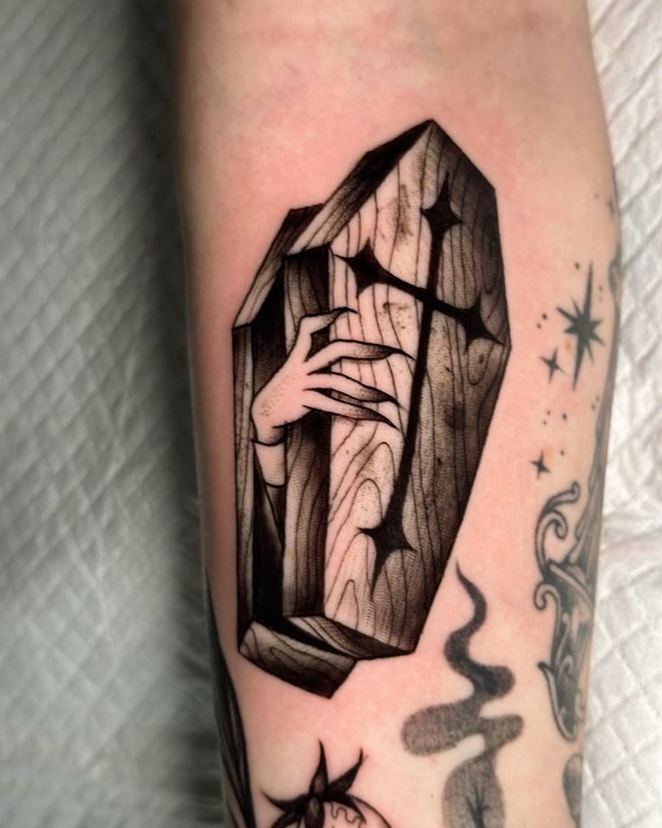 Glossy Vampire Lip Tattoo Tattoo Design