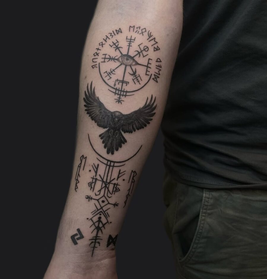 Intricate Vegvisir Tattoo with Viking Imagery Tattoo Design