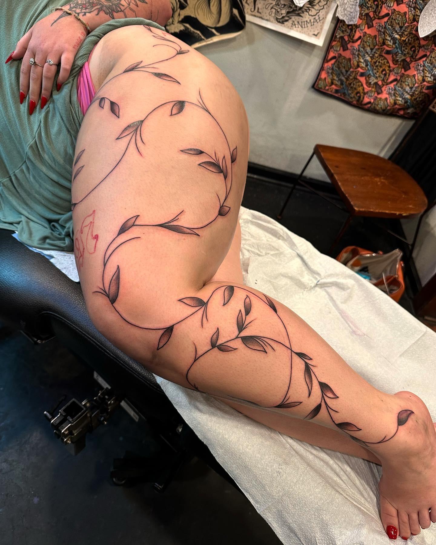Flowing Vine Tattoo from Hip to Leg Tattoo Design