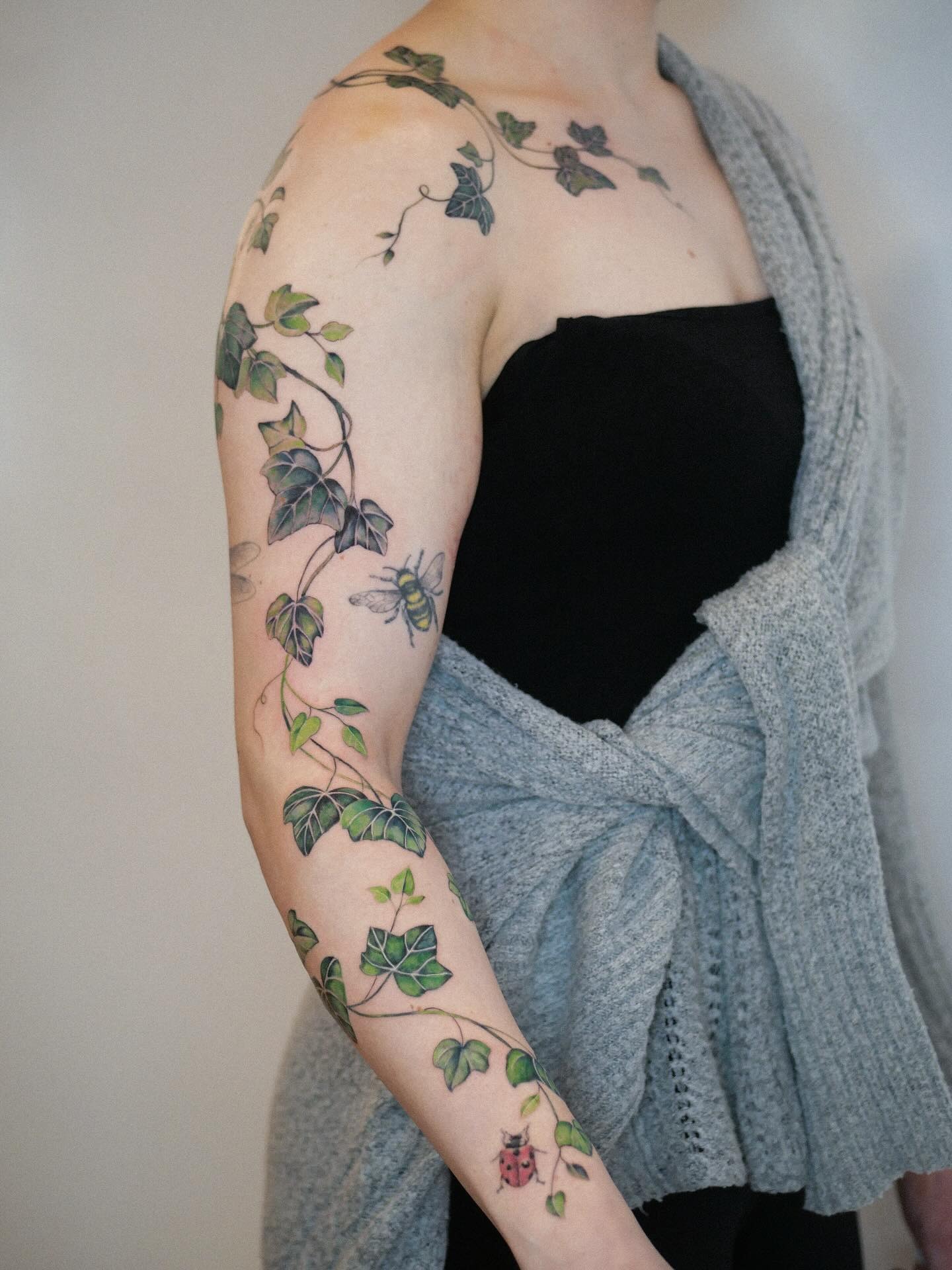 Ivy Vine Tattoo with Bee and Ladybug Tattoo Design