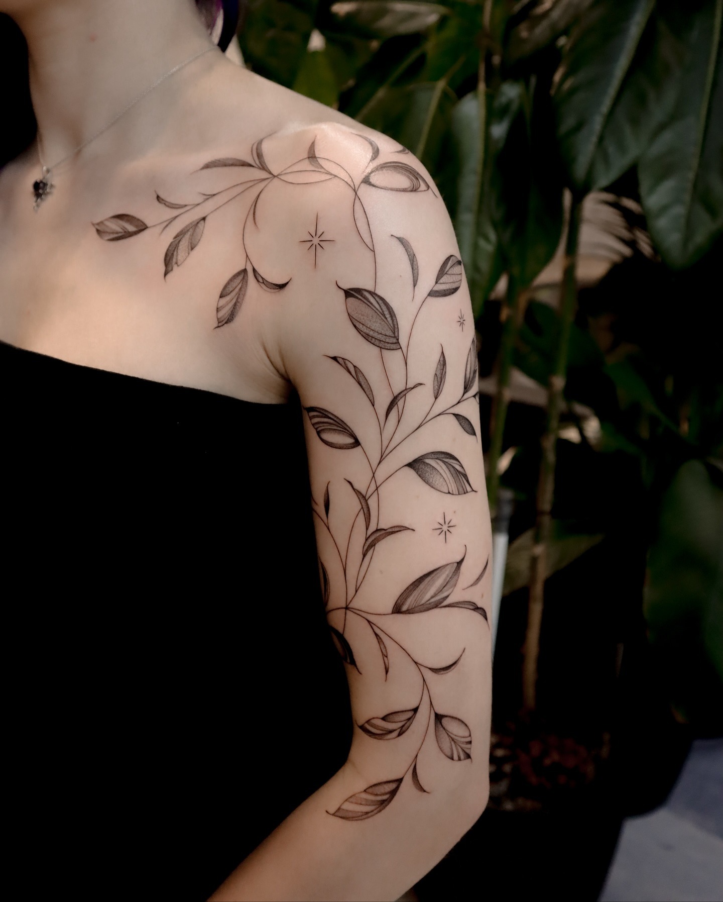 Vine and Star Tattoo on Shoulder and Arm Tattoo Design