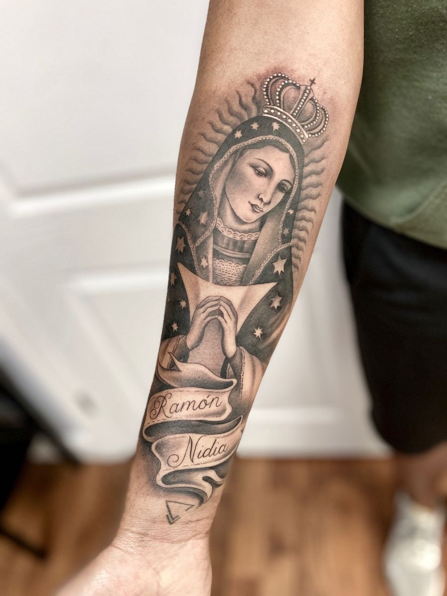 Minimal Silhouette Virgen Upper Arm Tattoo Tattoo Design