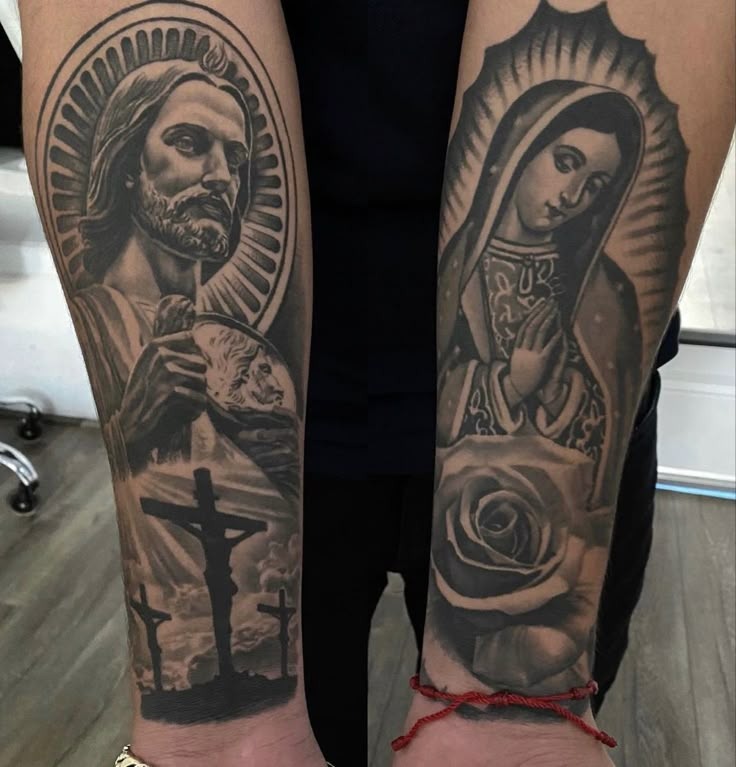 Sacred Heart Elegance in Fine Line Style Tattoo Design