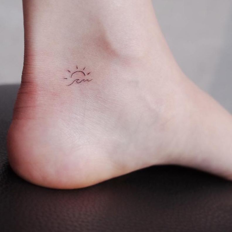 Minimal Wave Tattoo Tattoo Design