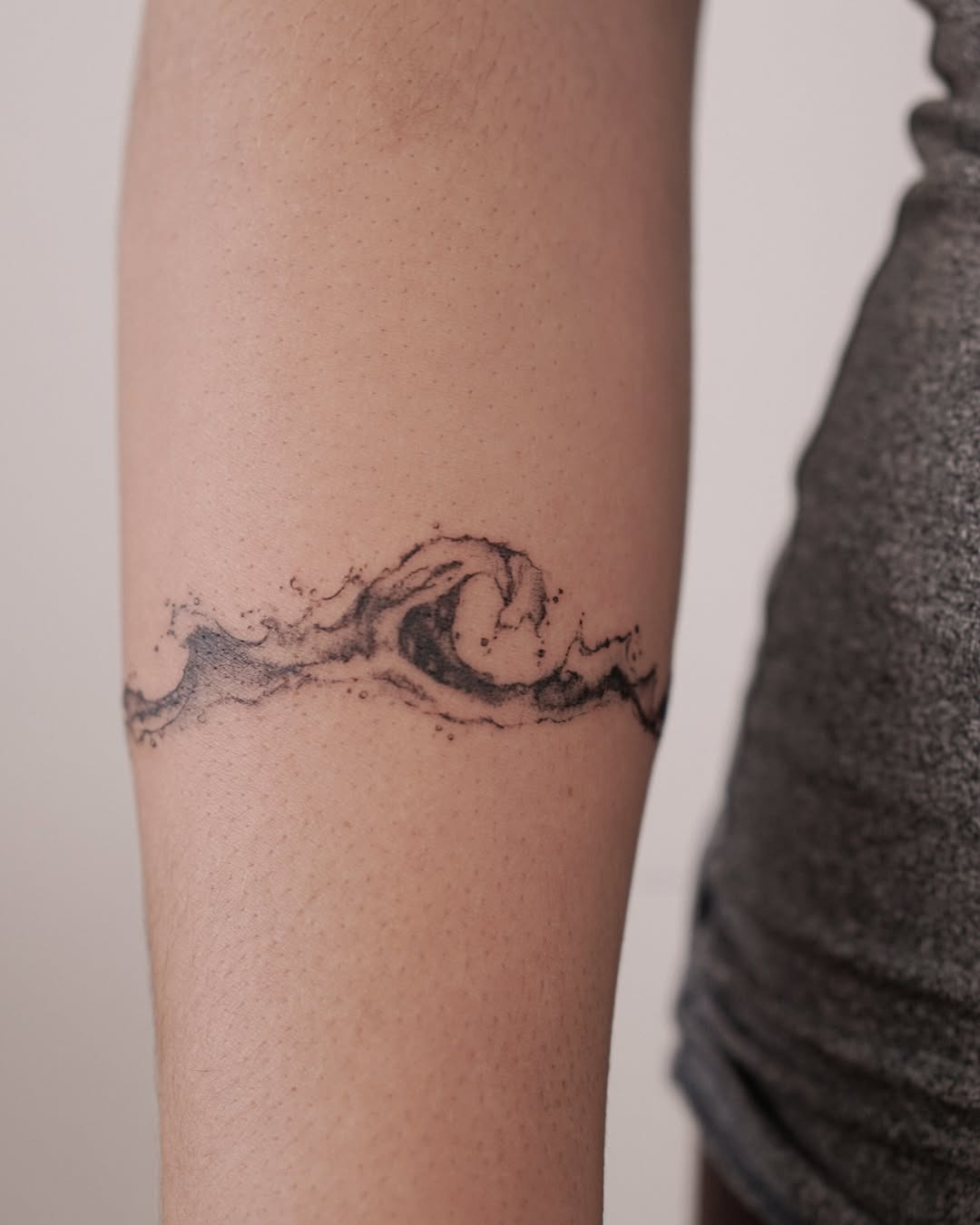 Minimalist Wave Tattoo Tattoo Design