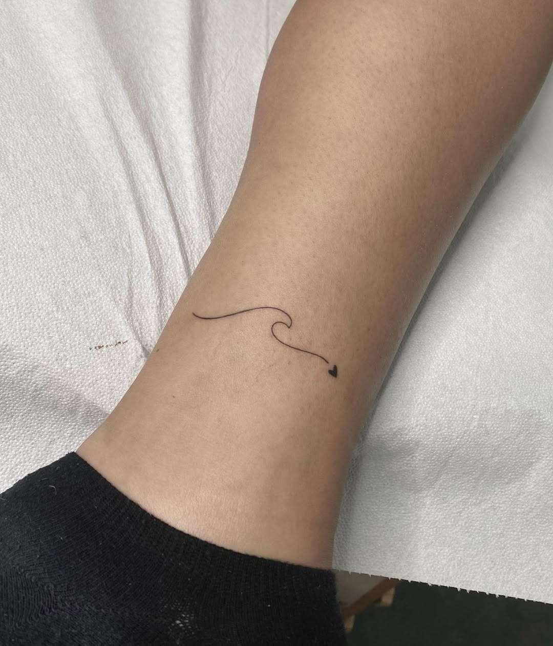 Minimalist Wave Tattoo Tattoo Design