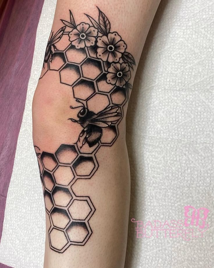 Honeycomb Bee and Flower Kneecap Design Tattoo Design