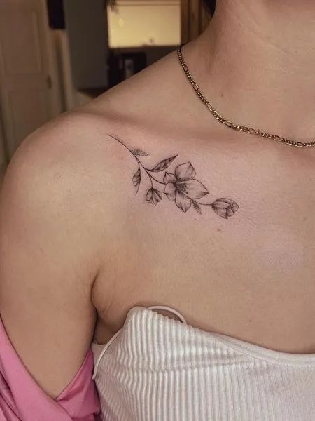 Soft Floral Ink for a Timeless Look Tattoo Design