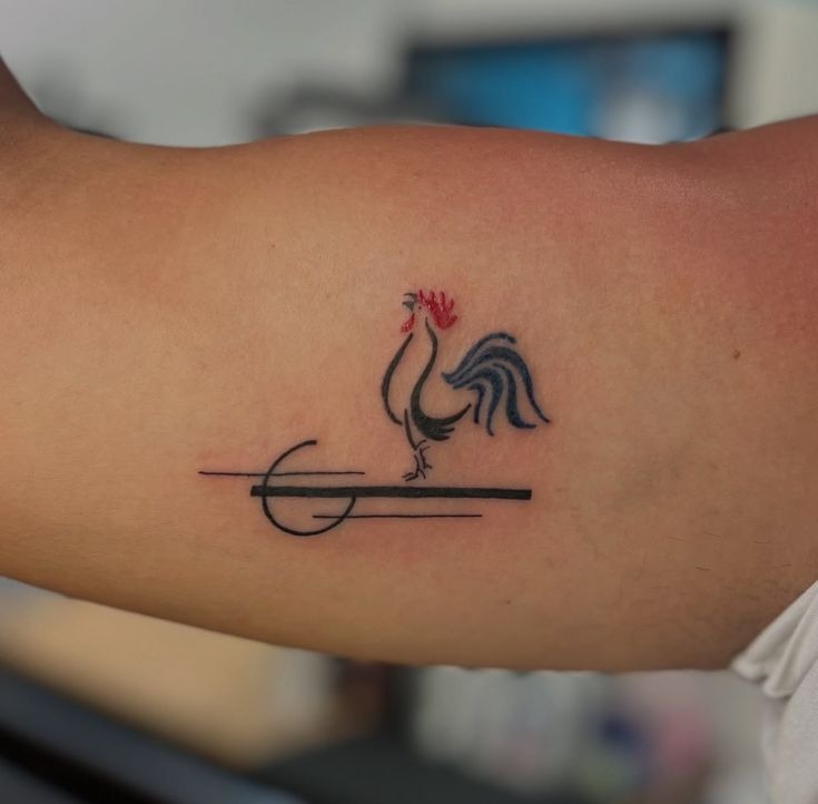 Large Motion Graphic Rooster Tattoo Tattoo Design