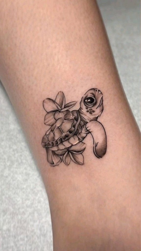 The small turtle has a cute appearance that may appeal to individuals with playful tendencies.