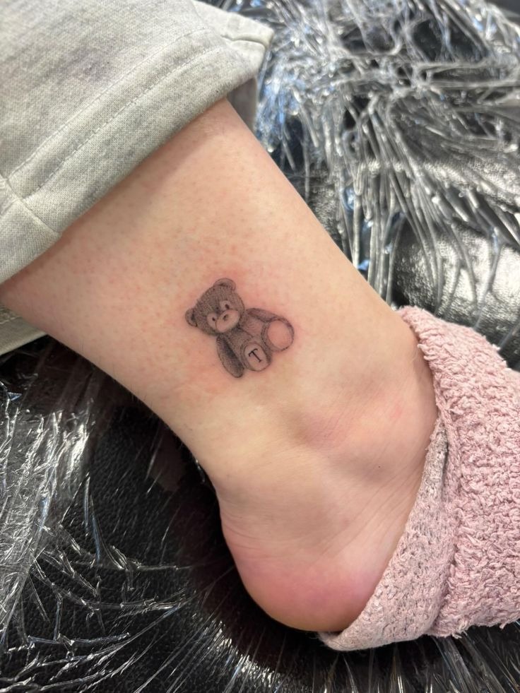 Teddy in Jersey Tattoo Design