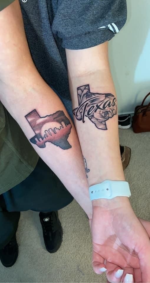 This is such a sweet, bold way to share a connection, two Texas tattoos that feel like a matching promise without being overly cutesy.