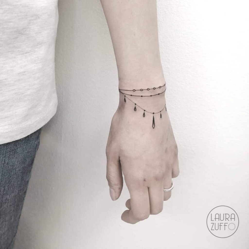 Elegant Drip Charm Bracelet Tattoo Tattoo Design
