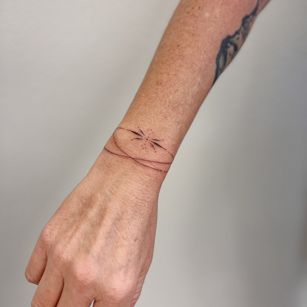 Hand-Drawn Abstract Bracelet Tattoo Tattoo Design