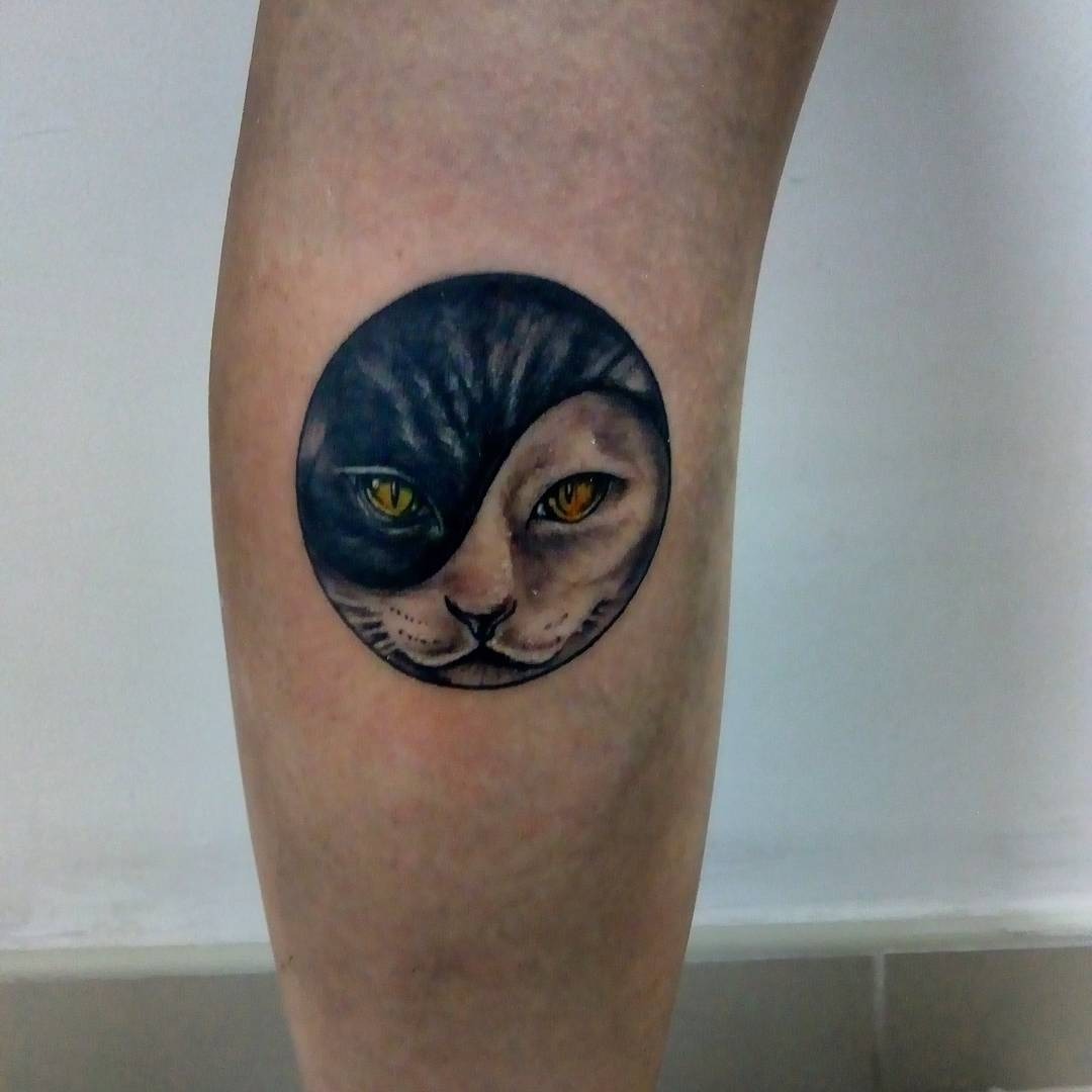 Realistic Black & White Cat Yin-Yang Tattoo Tattoo Design